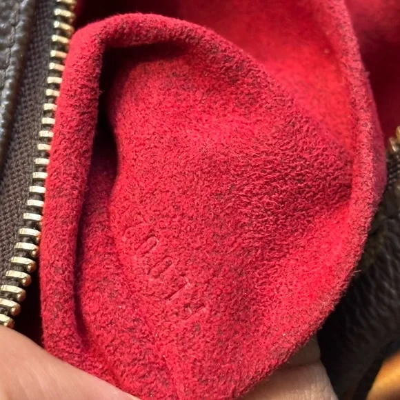 Louis Vuitton Monogram Brown Wristlet punch - Picture 9 of 10